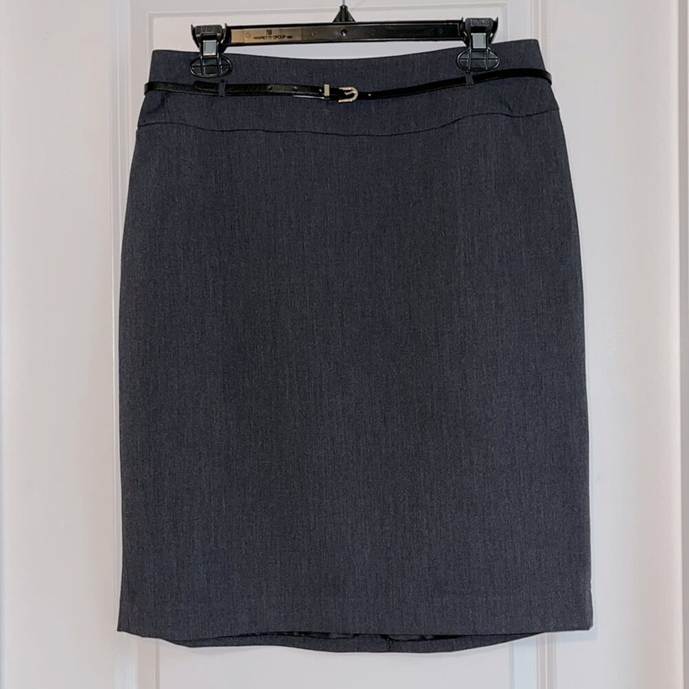 ⚡️ 3 for $30 ⚡️ Liz Claiborne Charcoal Gray Pencil Skirt